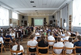  (photo)