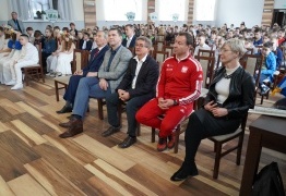  (photo)