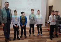  (photo)