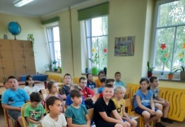  (photo)