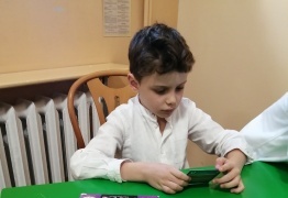  (photo)