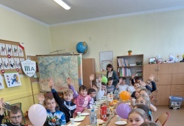  (photo)