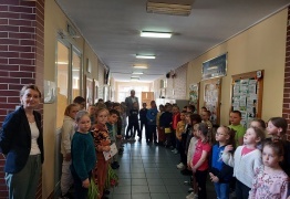  (photo)
