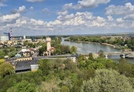  (photo)