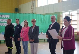  (photo)