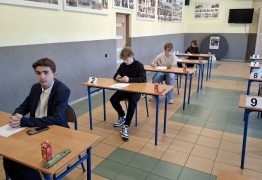  (photo)