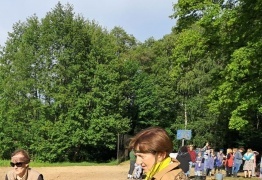  (photo)