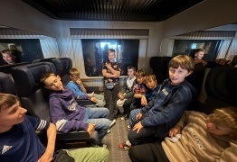  (photo)