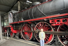  (photo)
