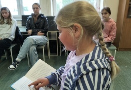  (photo)