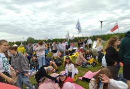  (photo)