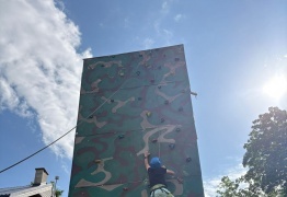  (photo)