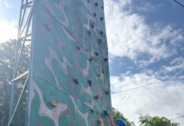  (photo)