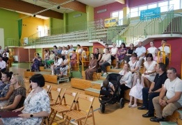 (photo)
