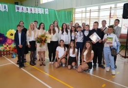  (photo)