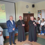 Wizyta biskupa archidiecezji poznańskiej w naszej szkole